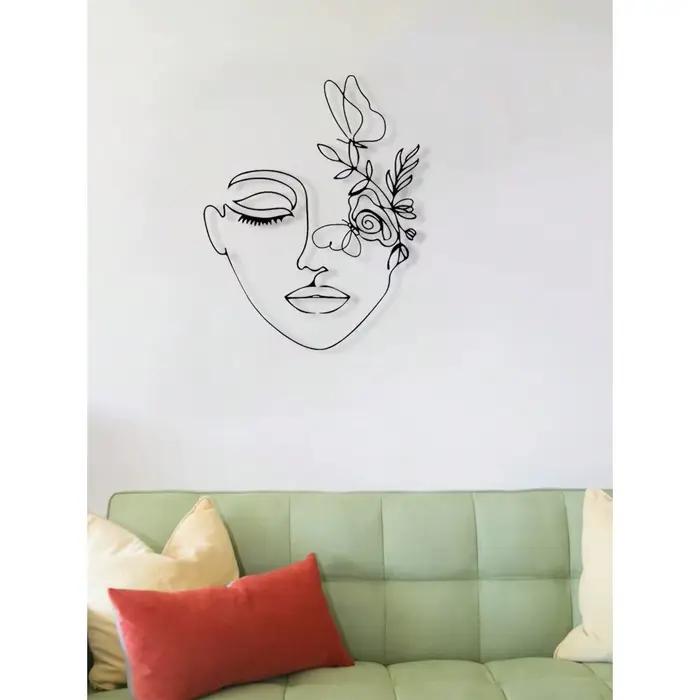 Art mural en métal abstrait représentant un visage de femme |   Décoration d'intérieur moderne