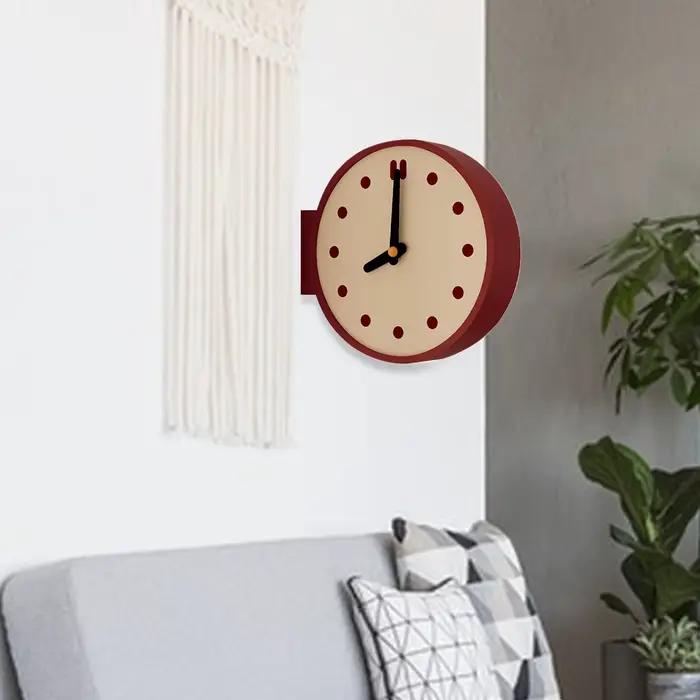 Horloge murale d'angle