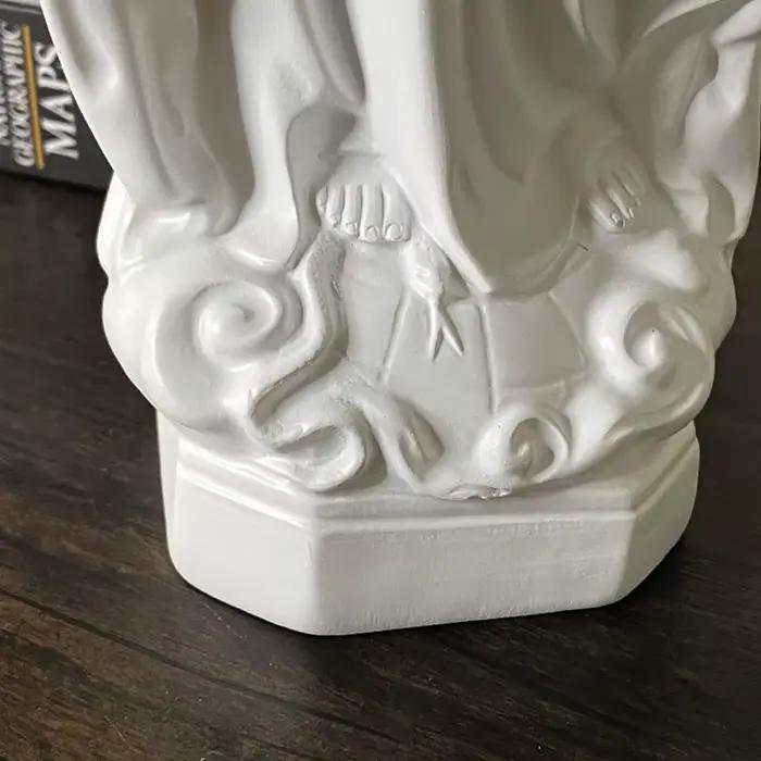 Km THEUINS-Statue de la Vierge Marie
