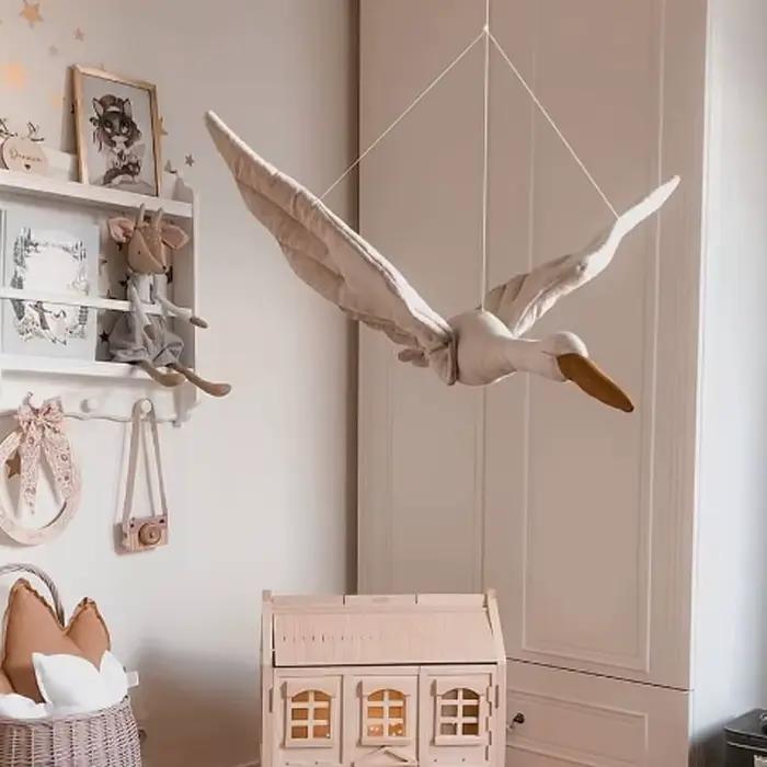 Nouvelle décoration murale créative pour chambre de bébé fille : Cisaille en peluche suspendue