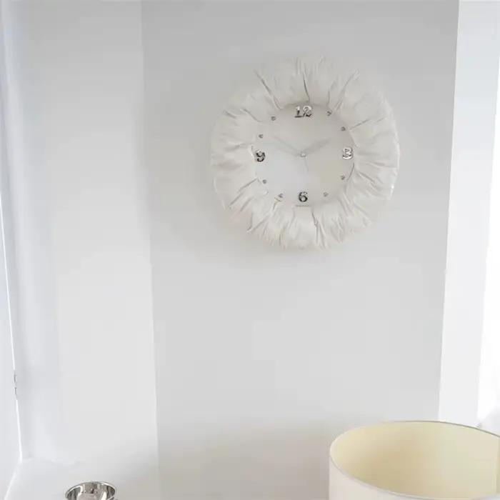 Horloge murale coréenne en tissu