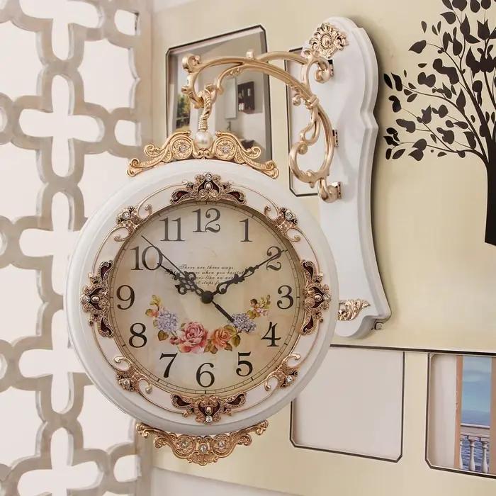 Horloge murale double face décorative