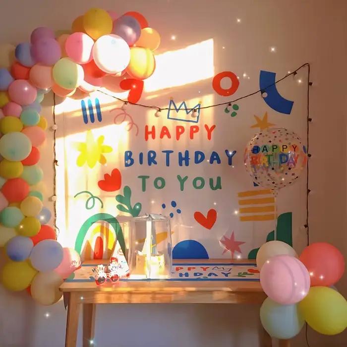 Tapisserie murale mignonne pour anniversaire