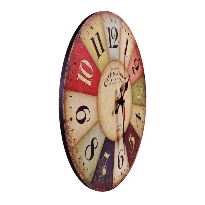 Horloge murale en bois rétro