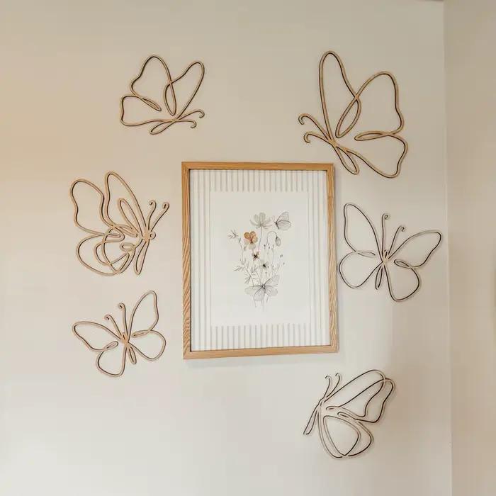 Lot de 6 décorations murales papillon en bois