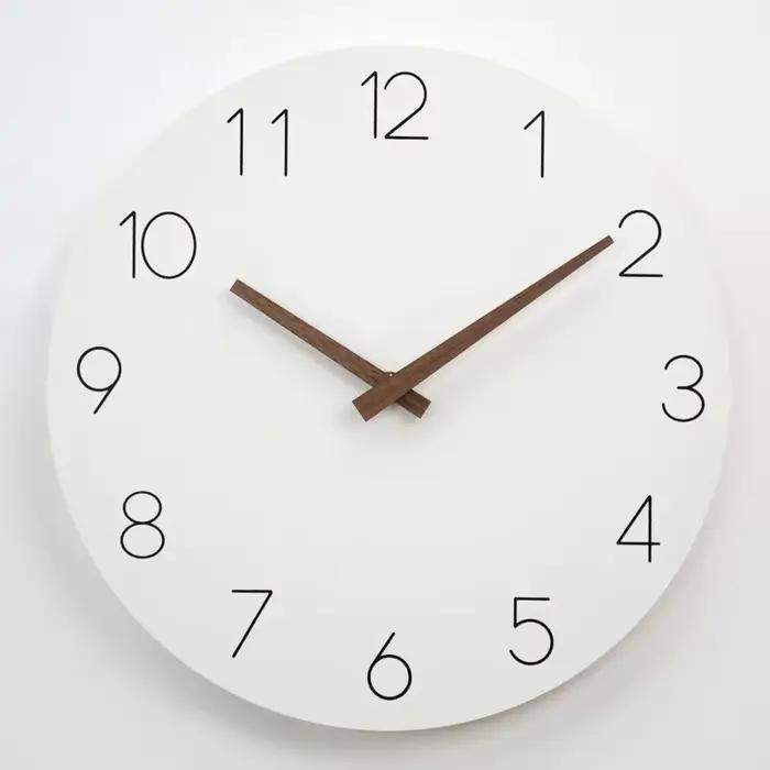 Horloge murale en bois à motif blanc Simple et moderne