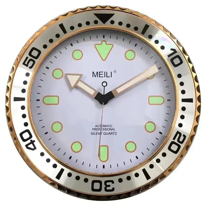 Grande horloge murale Shoous numérique en métal