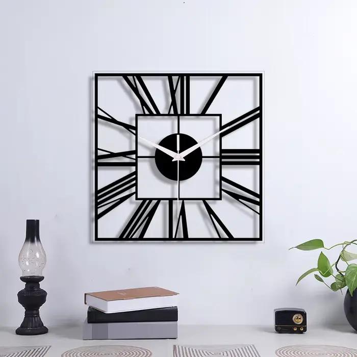 Horloge murale ronde en chiffre romain