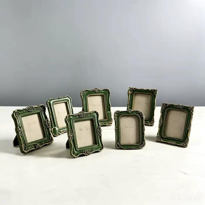 Mini cadre photo vintage baroque, décoration murale ou de table, cadre photo en résine en relief, art européen, décoration de bijoux, accessoires photo
