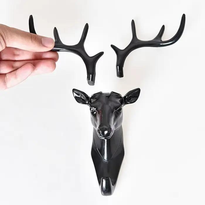 Crochet mural Vintage en bois de tête de cerf