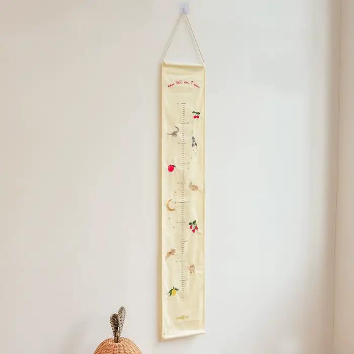 Mesure de la hauteur des enfants, tissu suspendu, illustration créative aviation, photo suspendue, château u