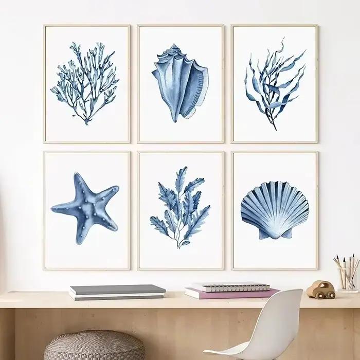Affiches bleu marine avec corail