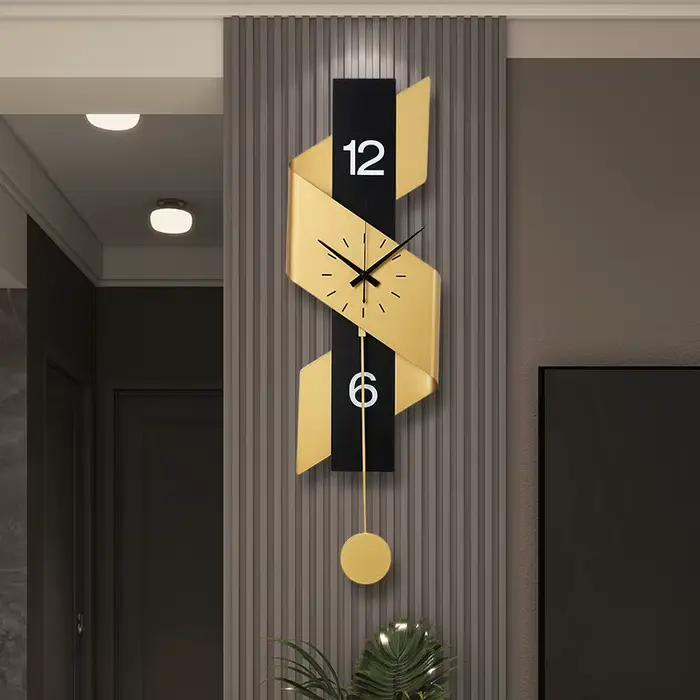 Horloge Murale Créative à Pendule, Grande Horloge Murale en Métal de Luxe pour Cuisine, Décoration Silencieuse pour Salle de Sport, Décoration de Chambre à Coucher