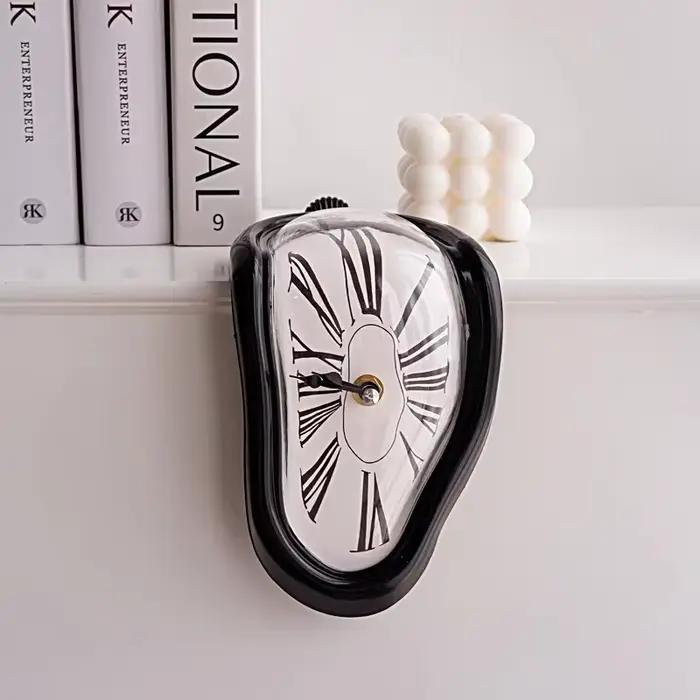 Horloge murale de fusion surréaliste, horloge murale silencieuse, horloge numérique romaine décorati