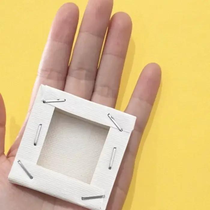 5 mini tableaux blancs en toile pour la peinture