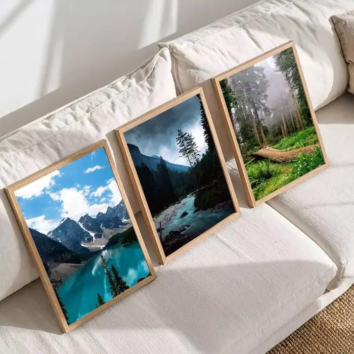 Affiche de la nature de la montagne et du brouillard forestier vert foncé