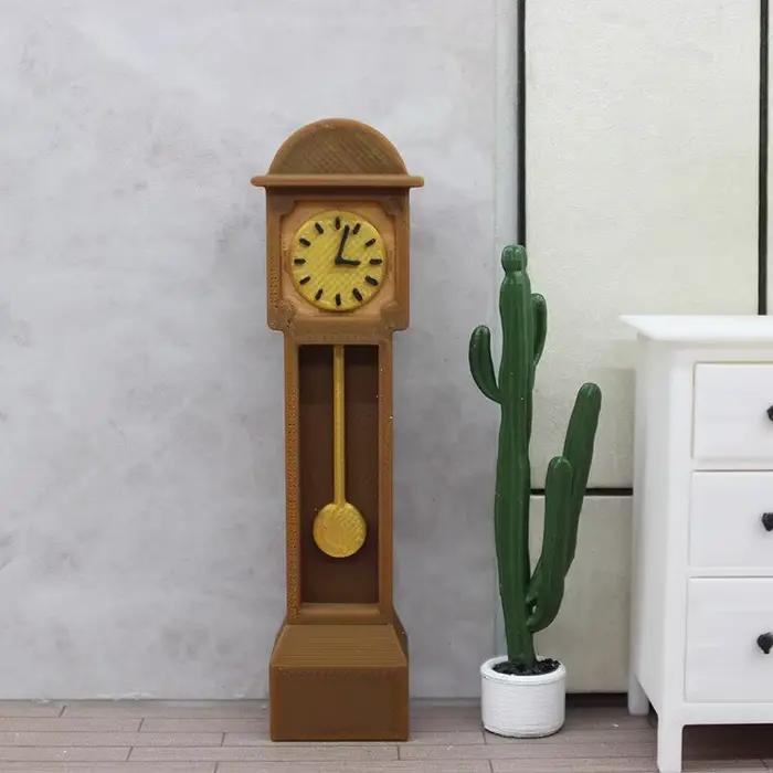 Mini horloge de sol rétro pour maison de poupée