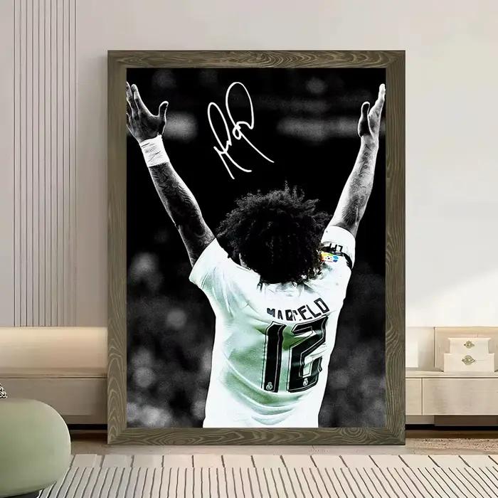Marcelo célébre avec les bras levés - Affiche sur toile - Art mural - Image imprimée personnalisable de haute qualité
