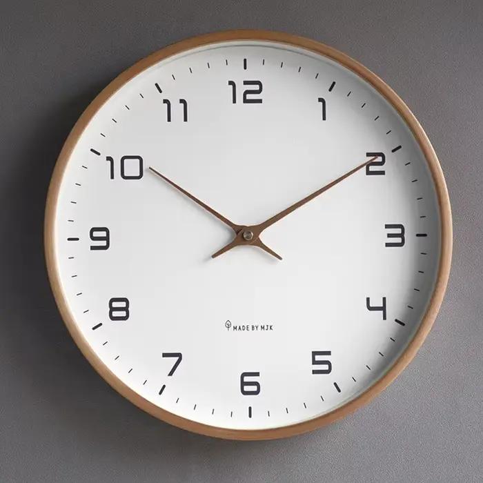 Grande horloge murale en bois de Style nordique