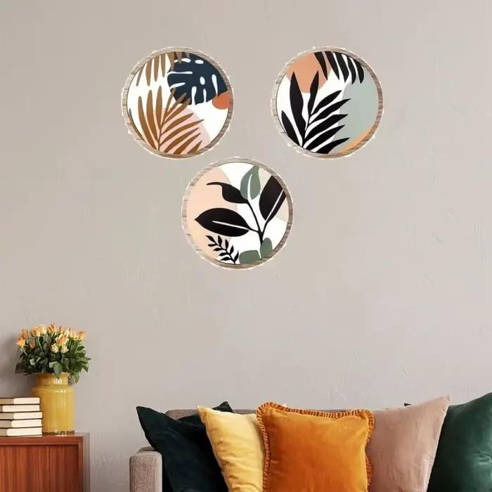 Décoration murale artisanale en bois