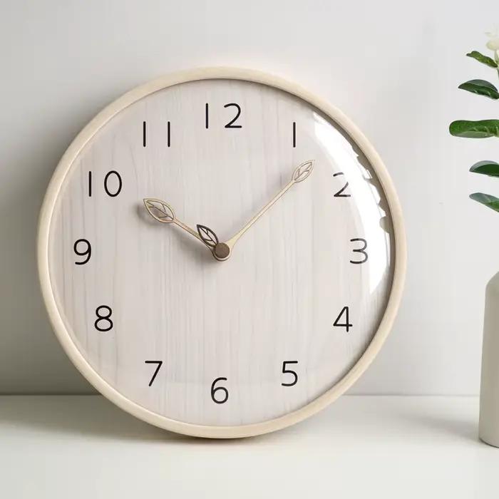 Horloge Murale en Bois Massif