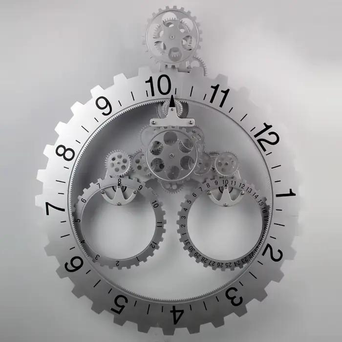 Maison créative classique de l'horloge à cloche continentale