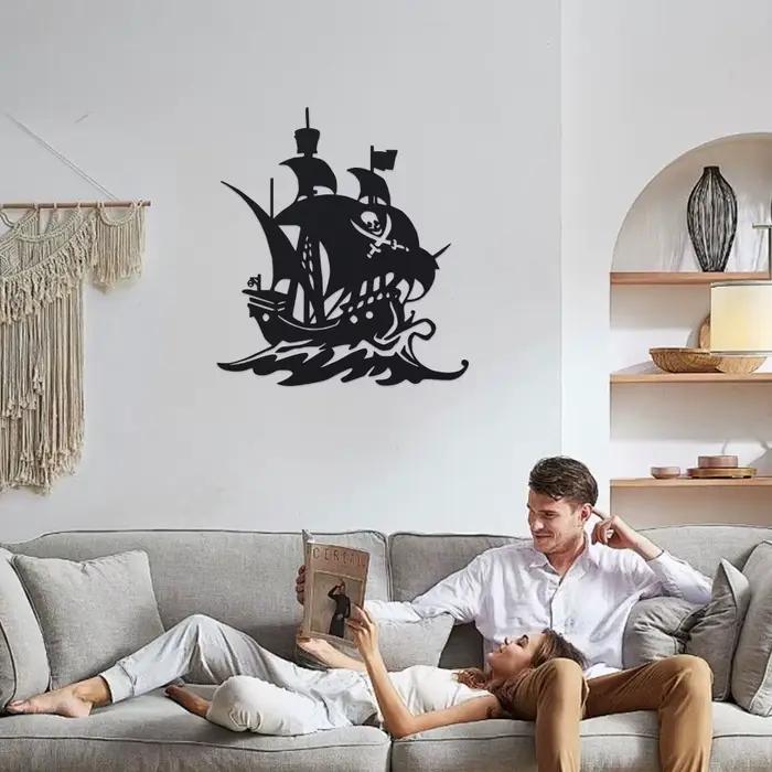 Décor mural style bateau pirate - Décorations nautiques audacieuses en métal qui apportent une aventure durable et tendance à toute pièce.