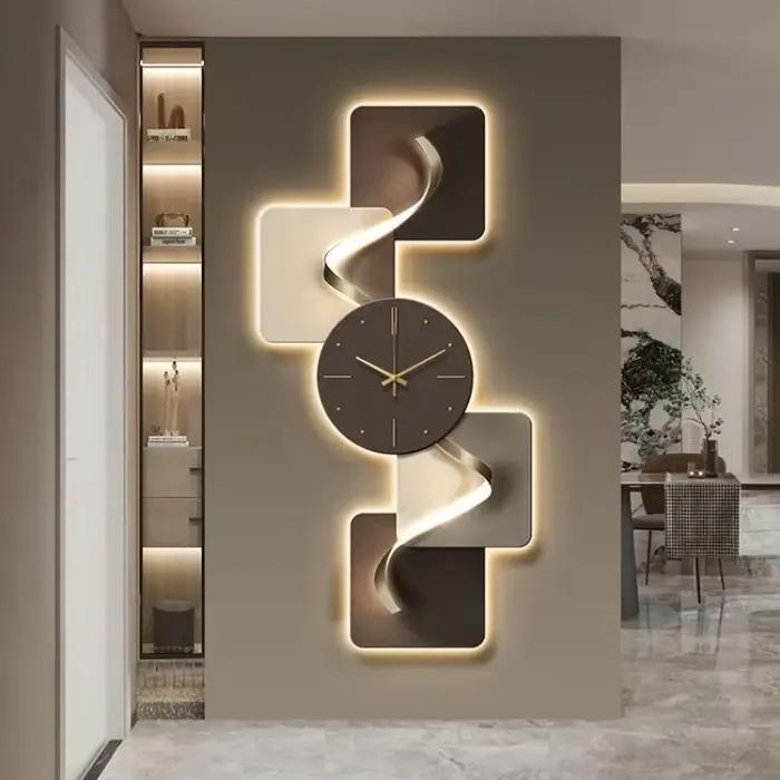 Horloge murale moderne avec panneau en cristal de carbone