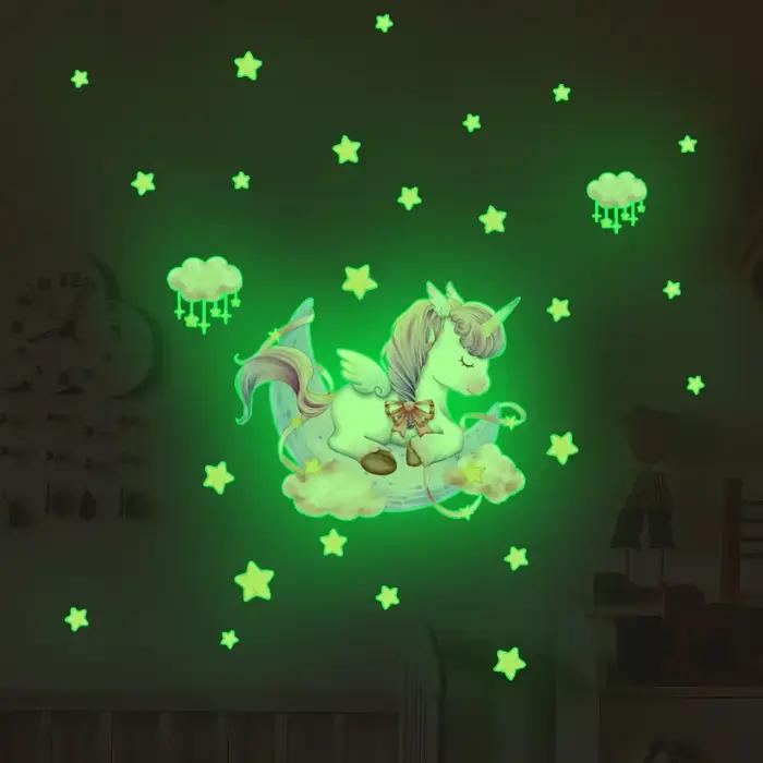 Autocollant mural lumineux étoiles licorne