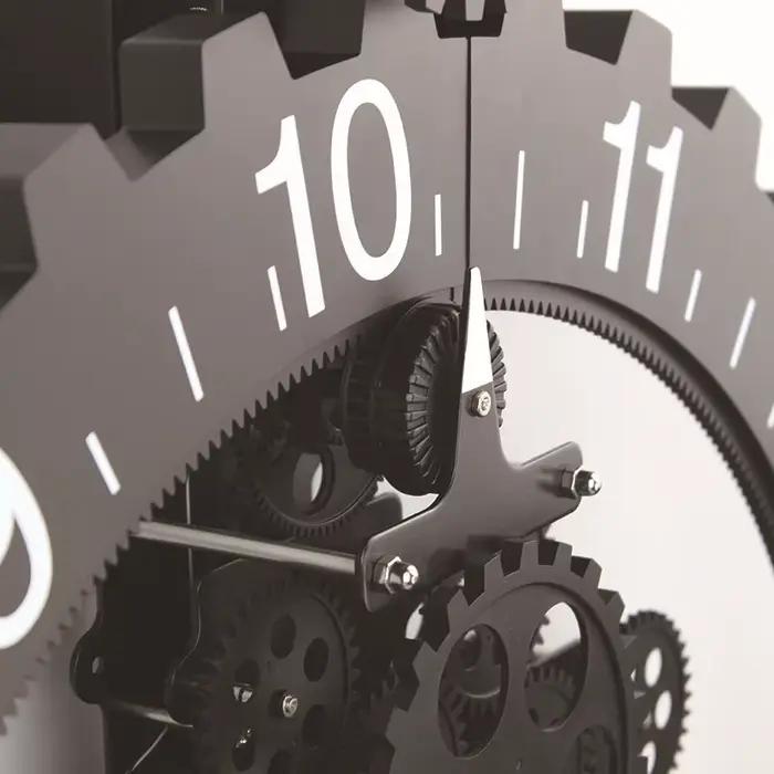 Maison créative classique de l'horloge à cloche continentale