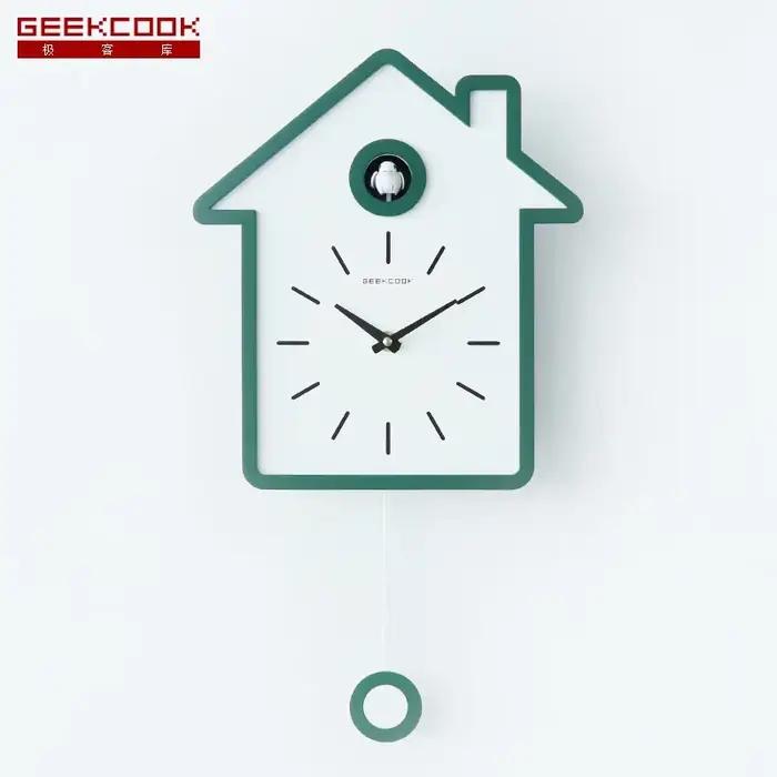 Horloge murale à pendule moderne