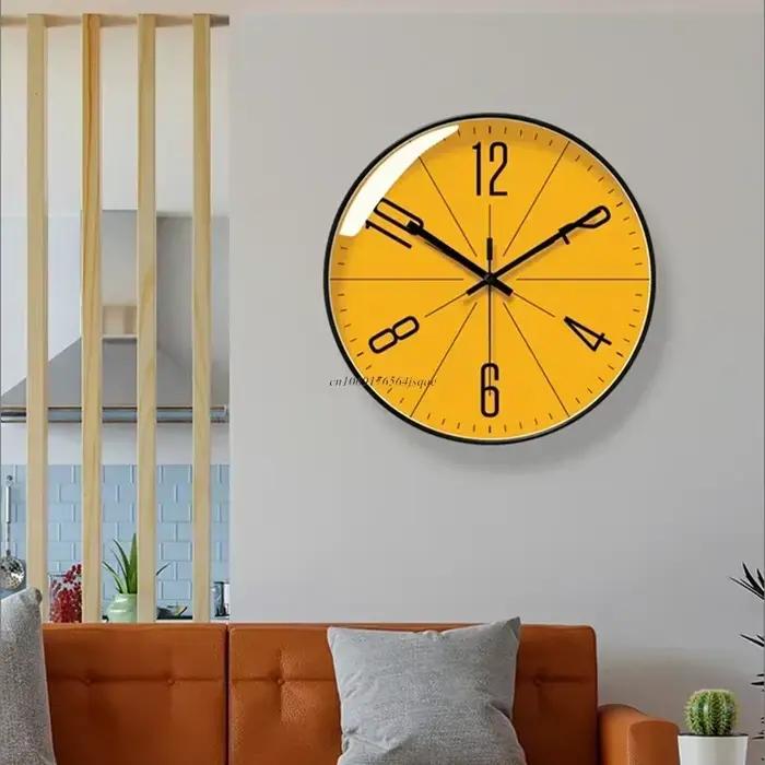 Horloge murale nordique simple 2026