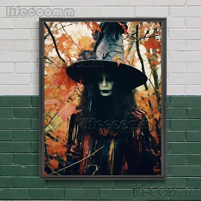 Sorcière d'automne dans les bois