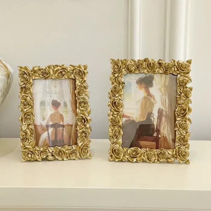 Cadre photo de style européen avec bordure en rose