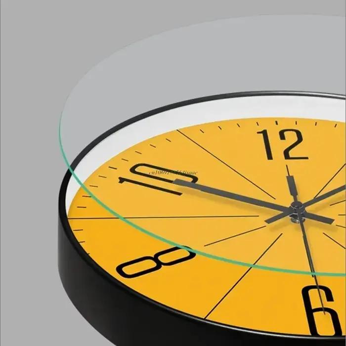 Horloge murale nordique simple 2026
