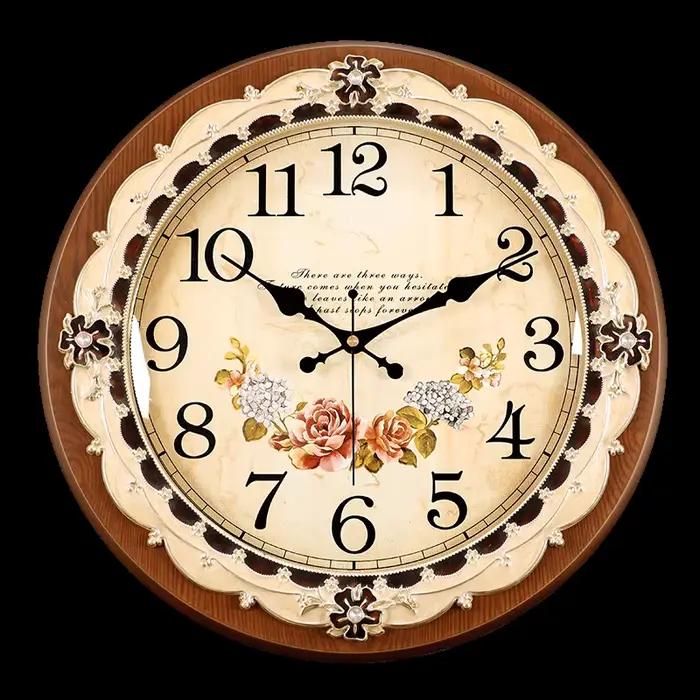 Horloge murale rétro en bois massif
