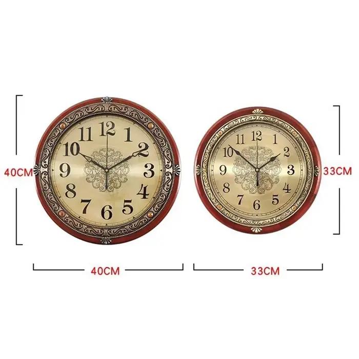 Horloge murale moderne avec cadre en bois massif