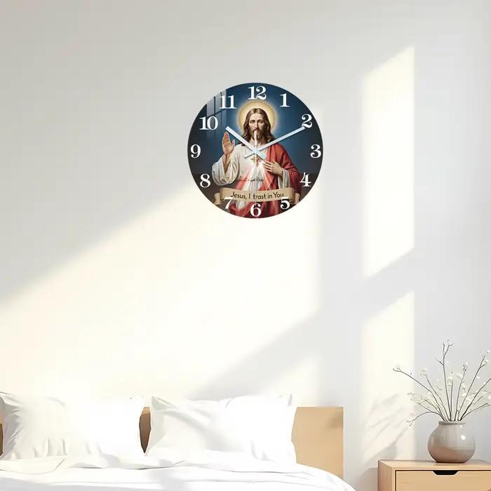 Horloge murale en bois bleu profond avec motif du Sacré-Cœur de Jésus
