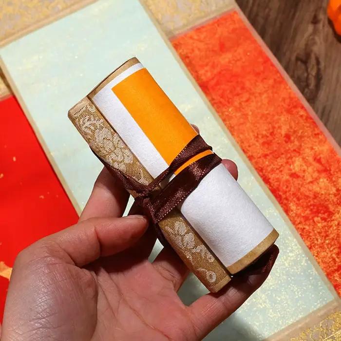 Défilement de peinture de calligraphie chinoise vierge