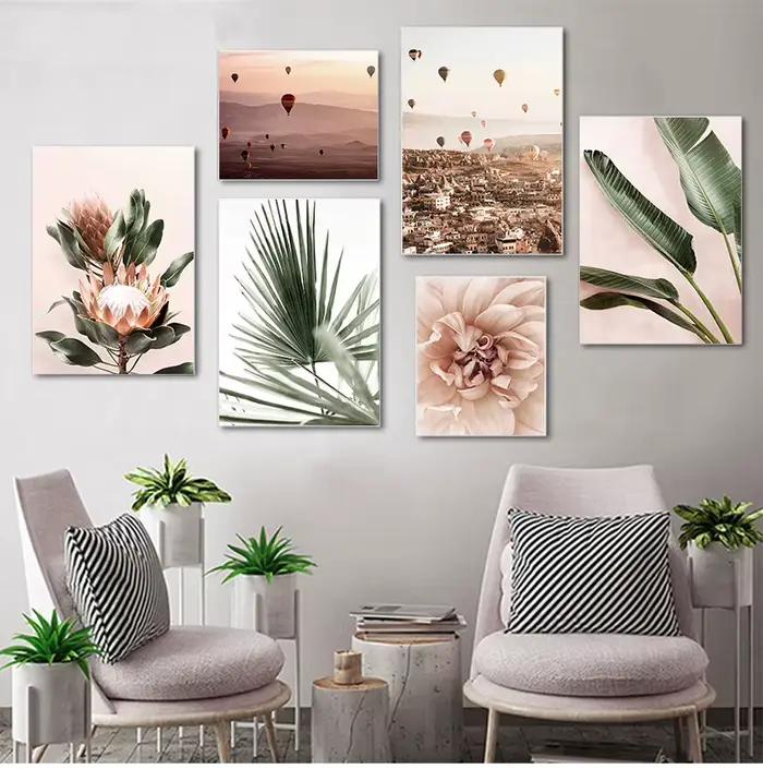 Affiche de fleur de style rose avec feuilles vertes