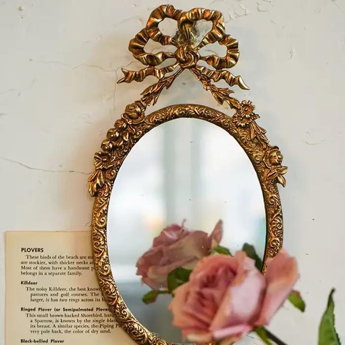 Miroir mural européen en métal