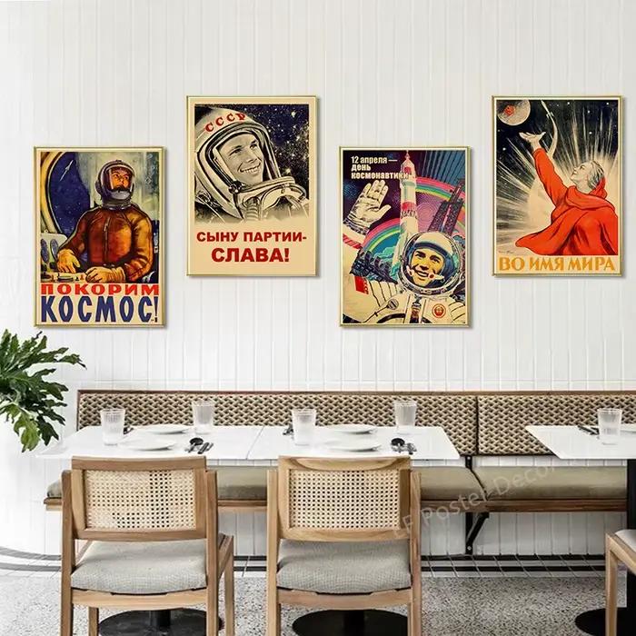 Affiches de fusée spatiale soviétique