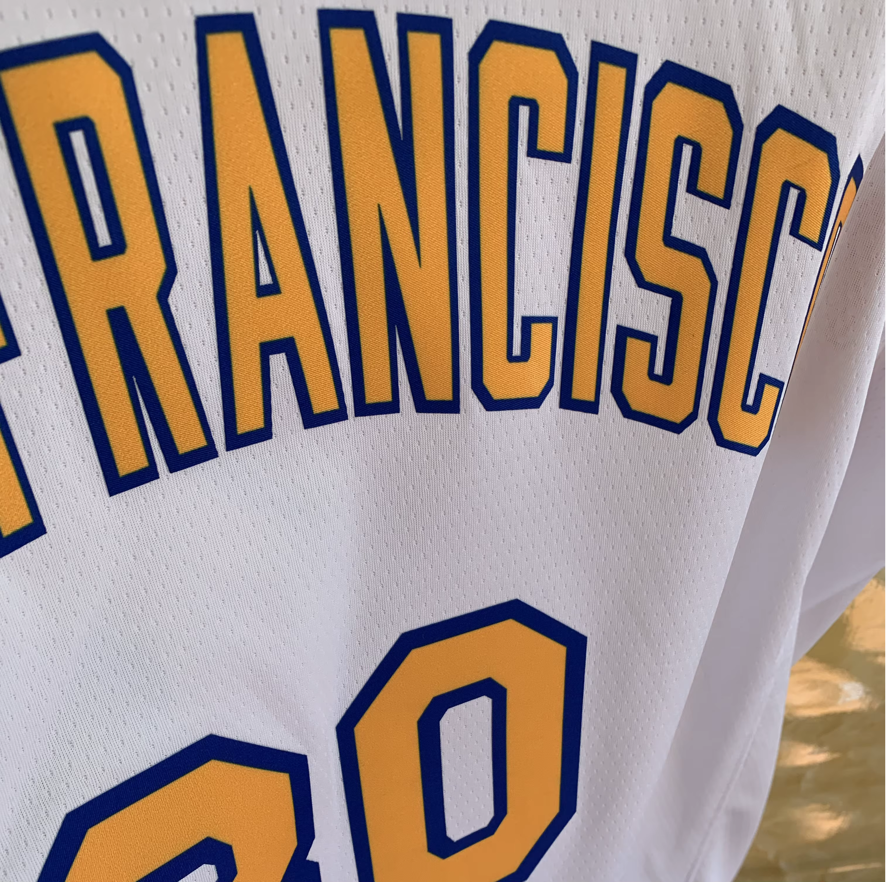 Maillot de basket-ball en sergé Remboursement complet si non satisfait. Bon cadeau pour tout le monde