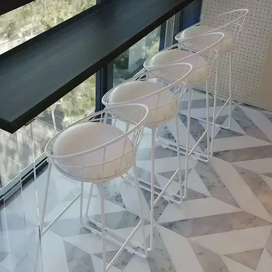 (VIP5) Table de bar suspendue personnalisée et exclusive, table de balcon, table de loisirs