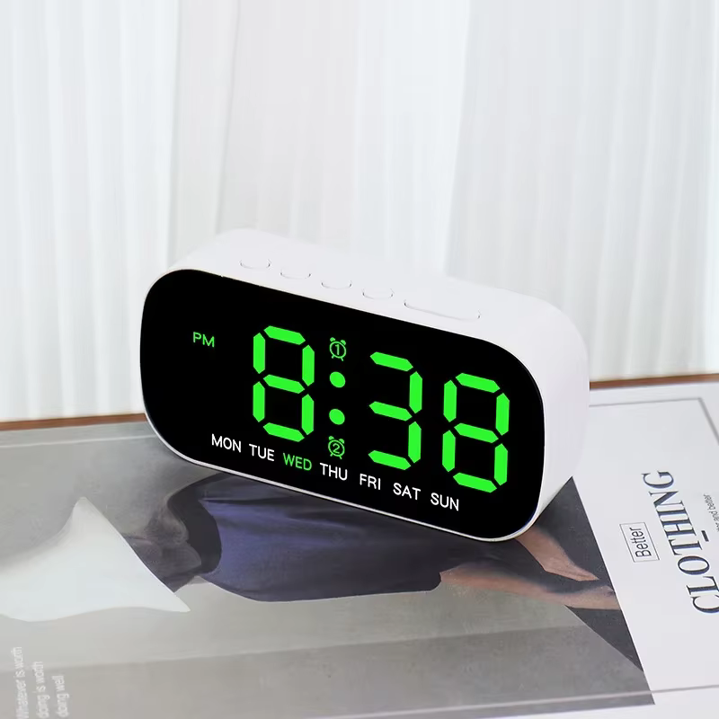 Réveil numérique alimenté par USB, température, Date, semaine, double alarme, Mode nuit, horloge Snooze, 5 niveaux de luminosité, horloge LED 12/24H