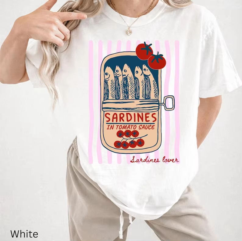 T-shirt Saison des Sardines, T-shirt Poisson, T-shirt Nautique Plage, T-shirt d'été, T-shirt Cuisine Méditerranéenne, T-shirt Poisson, T-shirt Vintage Nautique Fruits de Mer