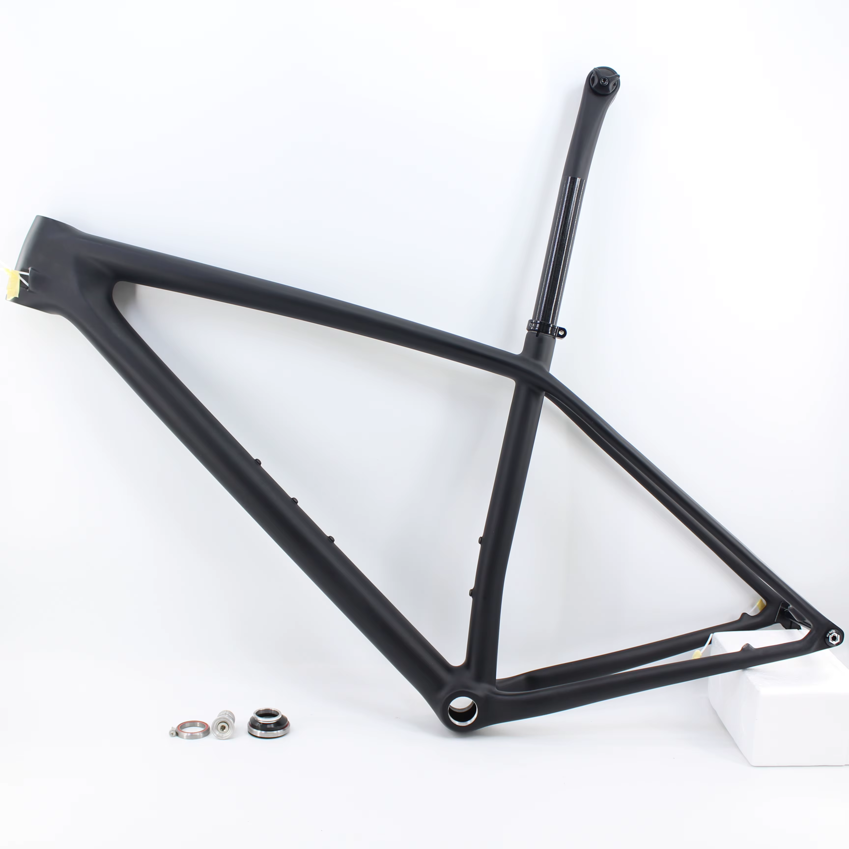 VTT UD plein en Fiber de carbone à axe traversant frein à disque cadre en carbone vtt cadre de vélo en carbone Boost 148mm 29er * 15/17/19 pouces nouveau