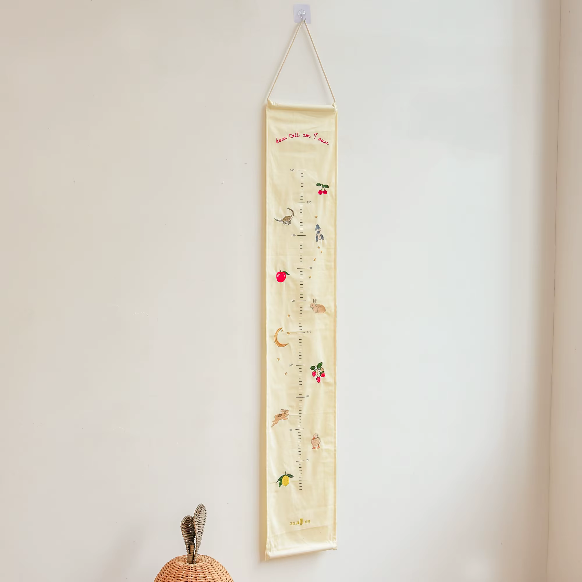 Mesure de la hauteur des enfants, tissu suspendu, illustration créative aviation, photo suspendue, château u