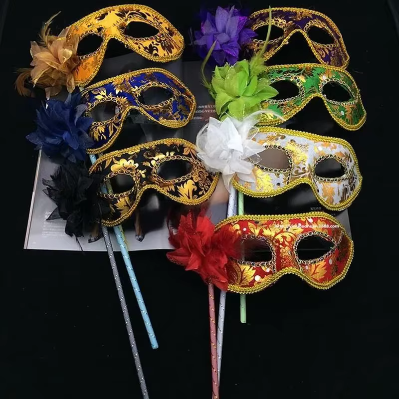 Masque de carnaval vintage à plumes portatif pour femmes, idéal pour bal de promo, Halloween et déguisements