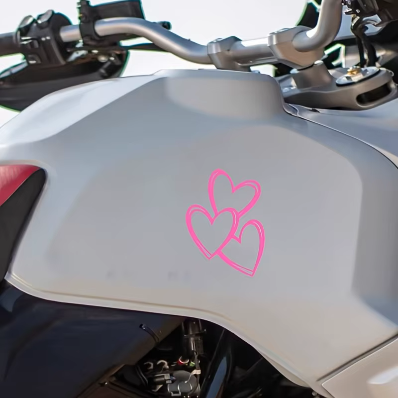 1 autocollant en vinyle en forme de cœur entrelacé - Autocollant rose brillant sur le thème des dessins animés, accessoire de voiture en forme de cœur
